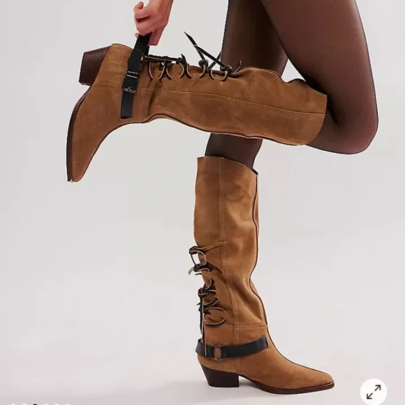 Free People Back-lace Sway Low Slouchy Boots. Western inspired suede pull-on. - Picture 3 of 16